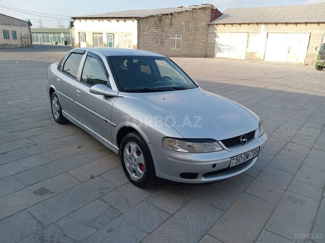 Opel Vectra 1999, 330,000 km - 2.0 l - Sumqayıt