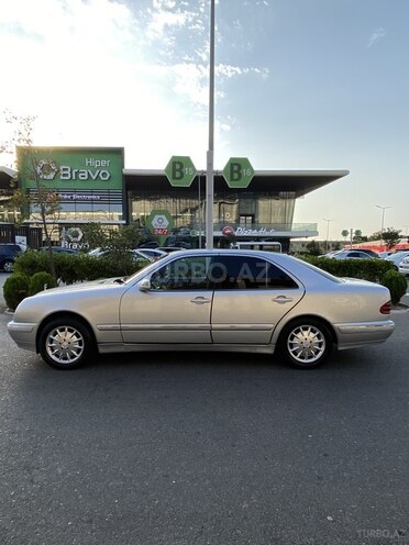 Mercedes E 220 d 2000, 312,147 km - 2.2 l - Bakı
