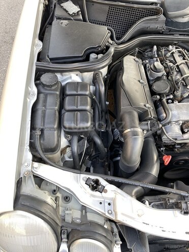 Mercedes E 220 d 2000, 312,147 km - 2.2 l - Bakı