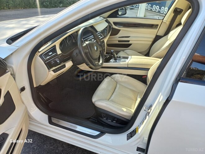 BMW 750 2011, 186,000 km - 4.4 l - Bakı