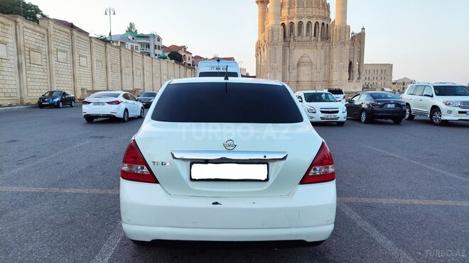 Nissan Tiida 2008, 408,000 km - 1.6 l - Bakı