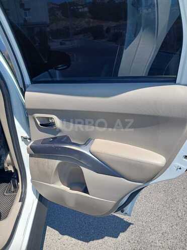 Mitsubishi Outlander 2010, 295,761 km - 3.0 l - Bakı