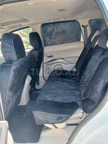 Mitsubishi Outlander 2010, 295,761 km - 3.0 l - Bakı