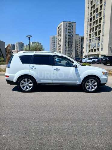 Mitsubishi Outlander 2010, 295,761 km - 3.0 l - Bakı