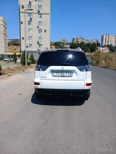 Mitsubishi Outlander 2010, 295,761 km - 3.0 l - Bakı