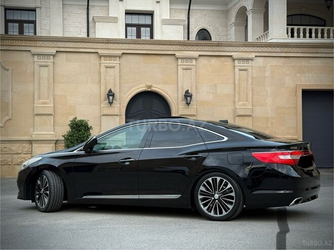 Hyundai Grandeur 2013, 210,000 km - 2.9 л - Bakı
