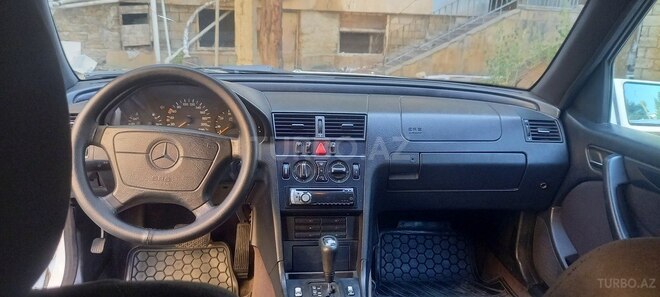 Mercedes C 220 d 1998, 586,920 km - 2.2 l - Bakı
