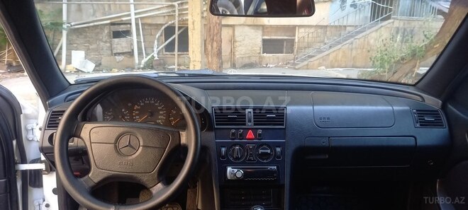 Mercedes C 220 d 1998, 586,920 km - 2.2 l - Bakı