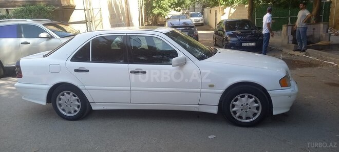 Mercedes C 220 d 1998, 586,920 km - 2.2 l - Bakı