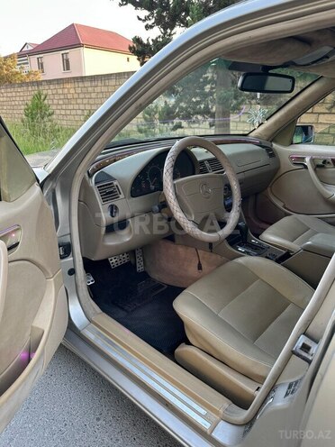 Mercedes C 230 1999, 285,000 km - 2.3 л - Mingəçevir