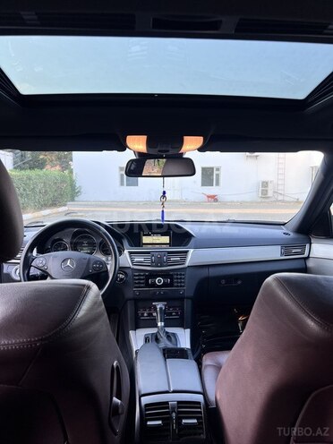 Mercedes E 220 d 2009, 274,000 km - 2.2 l - Bakı