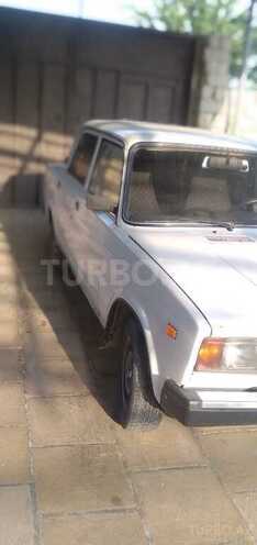 LADA (VAZ) 2107 2008, 200,000 km - 1.6 л - Salyan