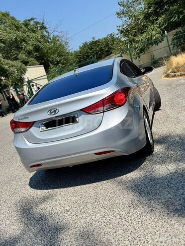Hyundai Elantra 2013, 226,000 km - 1.8 л - Bakı