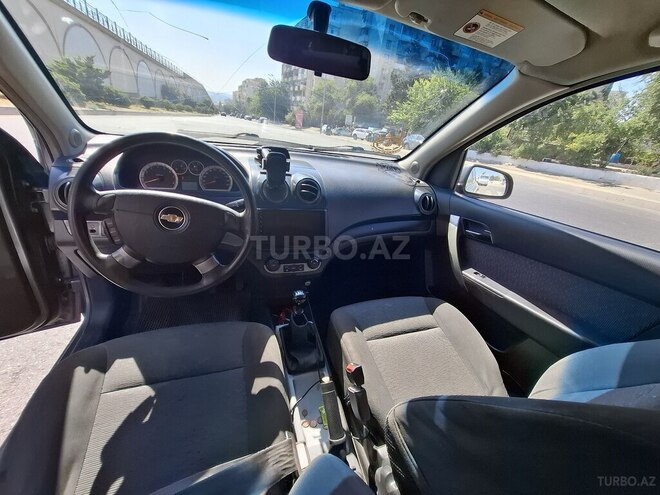 Chevrolet Aveo-6