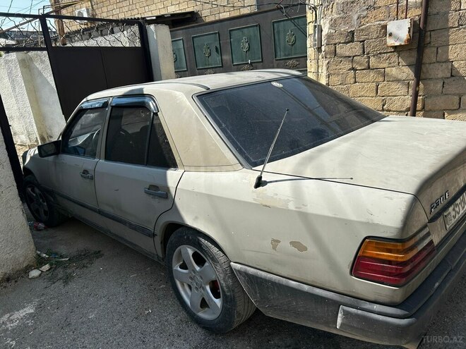 Mercedes 190 1987, 555,555 km - 2.0 l - Bakı