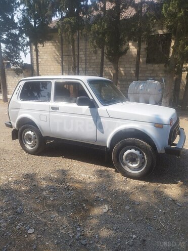 LADA (VAZ) Niva 1995, 300,000 km - 1.7 л - Tovuz