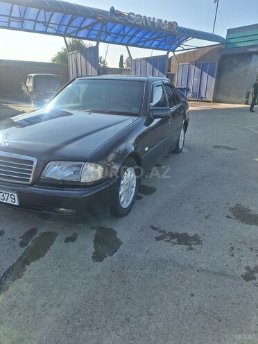 Mercedes C 240 1999, 270,000 km - 2.6 l - Şəmkir