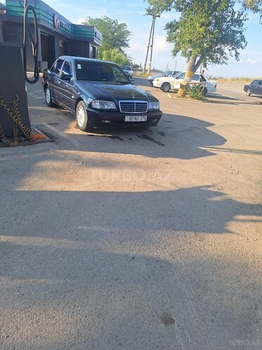 Mercedes C 240 1999, 270,000 km - 2.6 l - Şəmkir