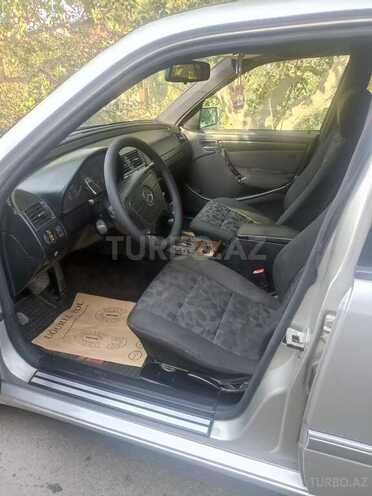 Mercedes C 200 2000, 264,000 km - 2.0 l - Bakı