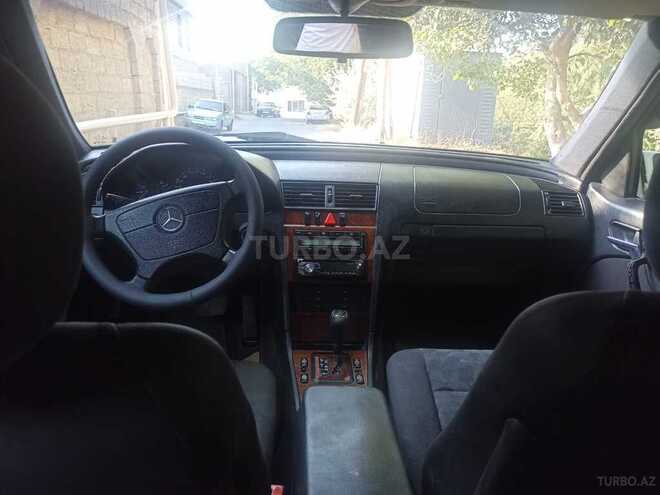Mercedes C 200 2000, 264,000 km - 2.0 l - Bakı