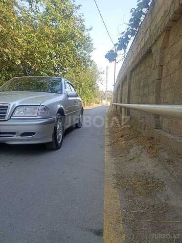 Mercedes C 200 2000, 264,000 km - 2.0 l - Bakı