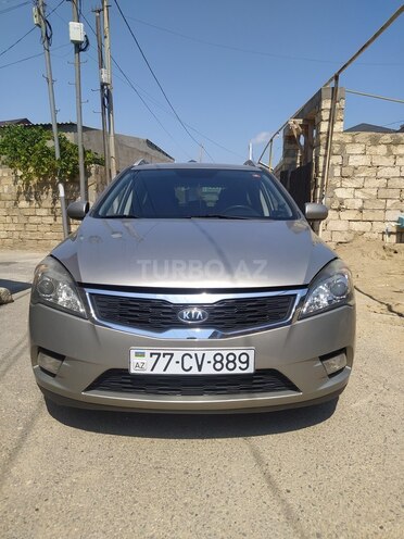 Kia Ceed 2009, 275,000 km - 1.4 л - Bakı
