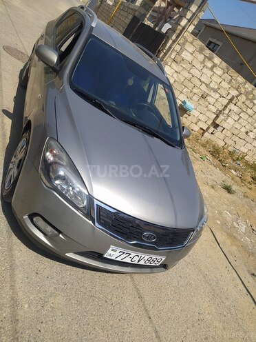 Kia Ceed 2009, 275,000 km - 1.4 л - Bakı