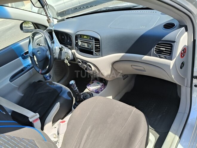 Hyundai Accent 2006, 110,000 km - 1.4 l - Bakı