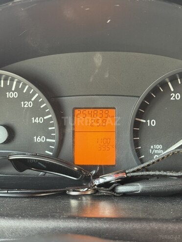 Mercedes Sprinter 316 2018, 254,839 km - 2.7 l - Naxçıvan