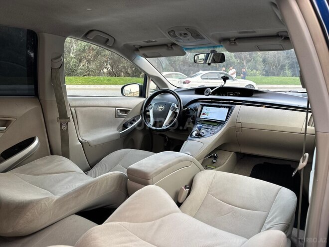Toyota Prius 2011, 350,000 km - 1.8 l - Bakı