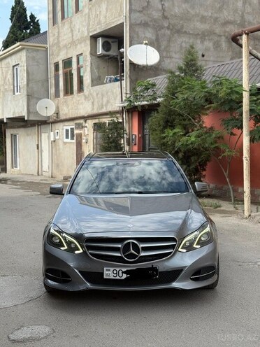 Mercedes E 250 4MATIC 2015, 265,460 km - 2.2 l - Bakı
