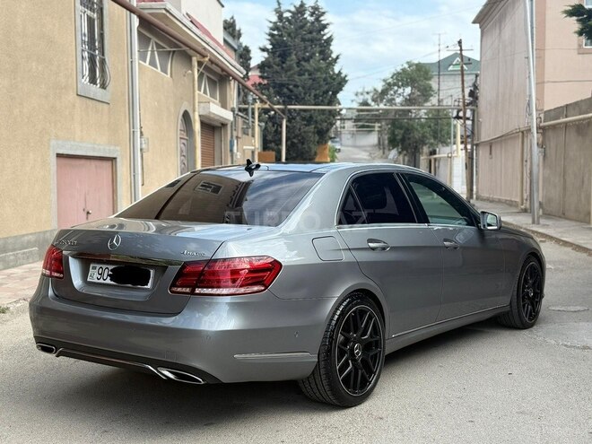 Mercedes E 250 4MATIC 2015, 265,460 km - 2.2 l - Bakı