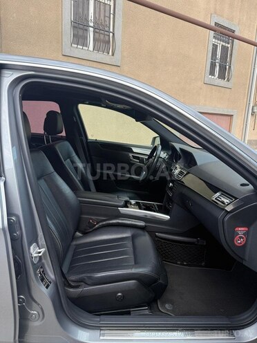 Mercedes E 250 4MATIC 2015, 265,460 km - 2.2 l - Bakı