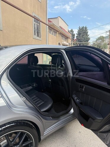 Mercedes E 250 4MATIC 2015, 265,460 km - 2.2 l - Bakı