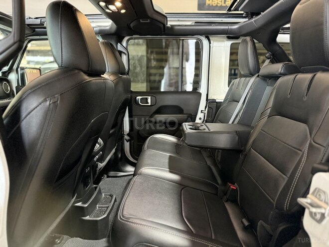 Jeep Wrangler 2022, 32,000 km - 2.0 l - Bakı