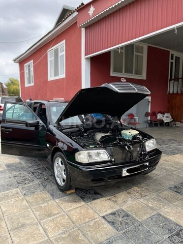 Mercedes C 180 1997, 500,000 km - 1.8 l - Masallı