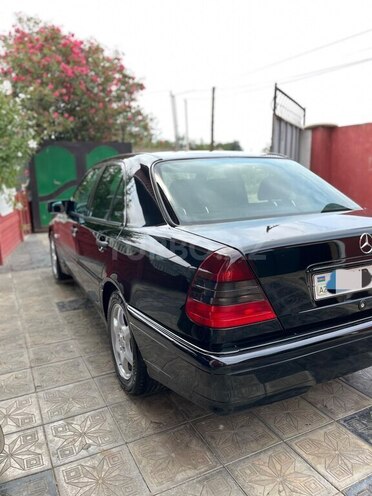 Mercedes C 180 1997, 500,000 km - 1.8 l - Masallı