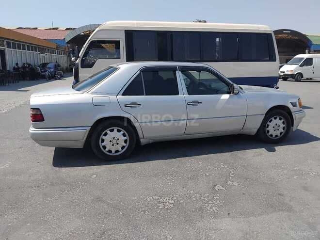 Mercedes E 250 1994, 451,000 km - 2.5 л - Bakı