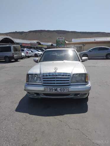 Mercedes E 250 1994, 451,000 km - 2.5 л - Bakı