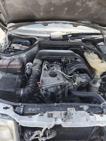 Mercedes E 250 1994, 451,000 km - 2.5 л - Bakı