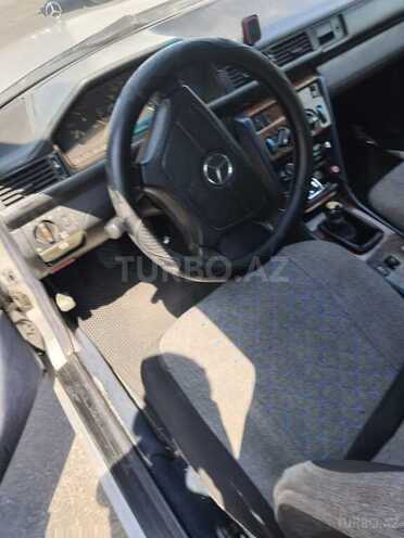Mercedes E 250 1994, 451,000 km - 2.5 л - Bakı