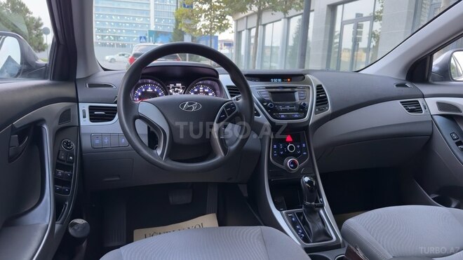 Hyundai Elantra 2015, 95,200 km - 1.8 л - Bakı