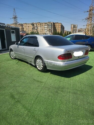 Mercedes E 270 2000, 527,000 km - 2.7 l - Bakı
