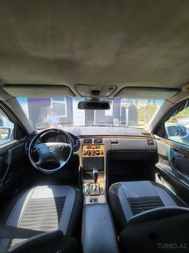 Mercedes E 270 2000, 527,000 km - 2.7 l - Bakı