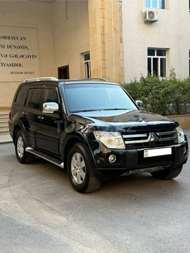Mitsubishi Pajero 2008, 129,000 km - 3.0 л - Bakı