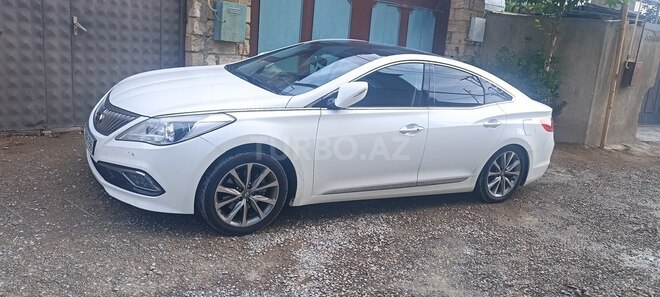 Hyundai Grandeur 2015, 200,000 km - 2.2 l - Bakı