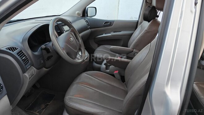 Kia Carnival 2010, 120,000 km - 2.2 l - Bakı