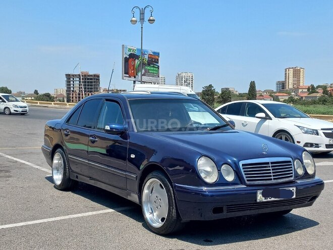 Mercedes E 230 1997, 255,900 km - 2.3 l - Bakı