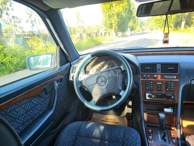Mercedes C 200 1995, 490,000 km - 2.0 л - Lənkəran