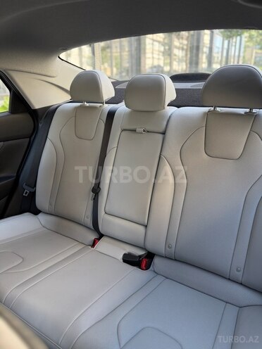 Hyundai Elantra 2023, 13,000 km - 1.6 л - Bakı